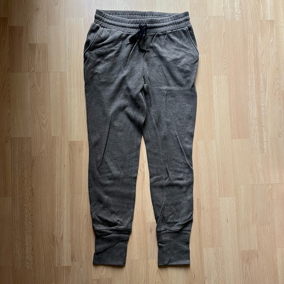 Wilfred Free Tapered Sweatpants - Neutral brown - Picture 1 of 7